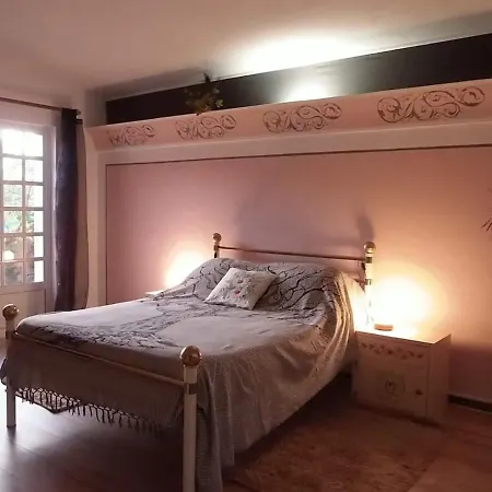 Apartament Estudio Com Piscina Em Loule, Algarve By Izibookings *