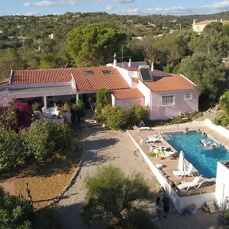 Estudio Com Piscina Em Loule, Algarve By Izibookings *